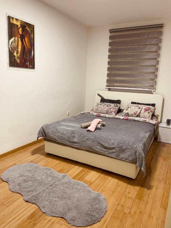 Apartman Royal 1 Doboj Exterior photo